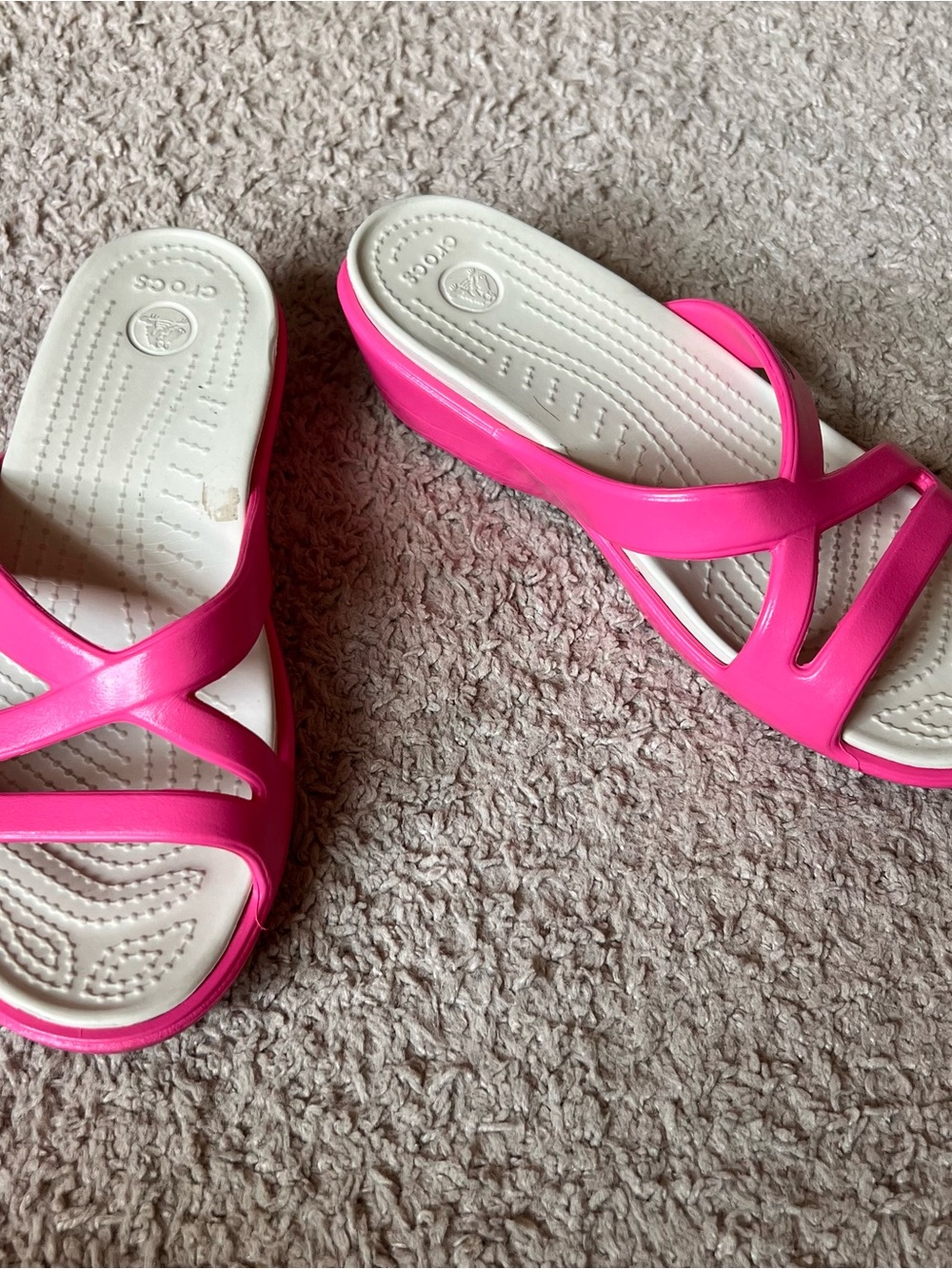 CROCS Patricia ll Hot Pink Slide Sandals with White Footbed Size 6